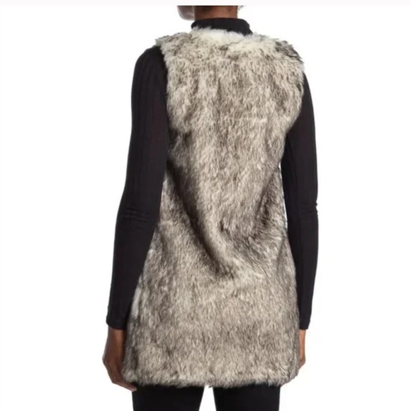 BB DAKOTA FUR THER ADO FAUX FOX FUR VEST - Picture 6 of 6